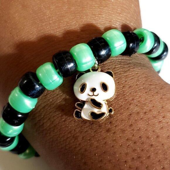 Metallic Green Panda Bracelet and Earring Set - Picture 5 of 7